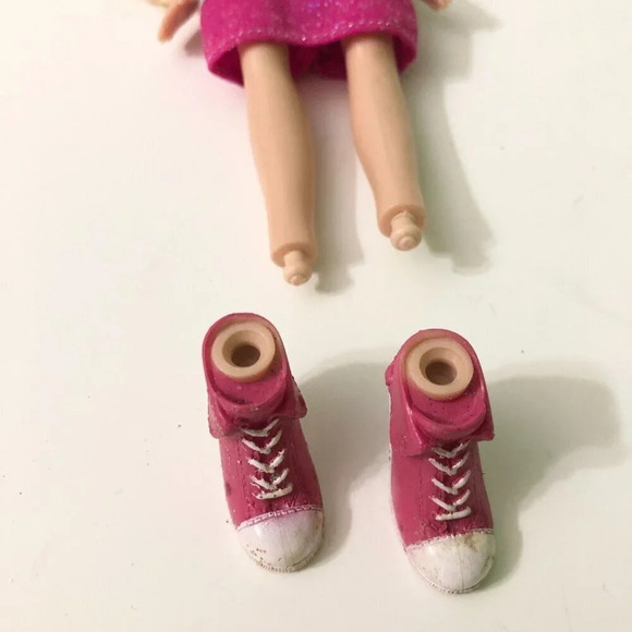 MGA  Bratz Cloe Doll Dress and Shoes TLC - Picture 16 of 16